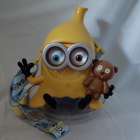 Universal Other - 🍿Universal Studios Minions Bob W/ Tim Talking Popcorn Bucket (Turn Sound On)